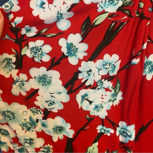 Feeling Serine maxi dress in ruby - Picture 5 of 8